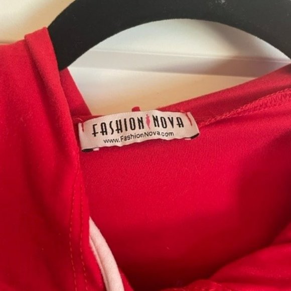 FASHION NOVA Cropped Striped Hoodie - Picture 3 of 5